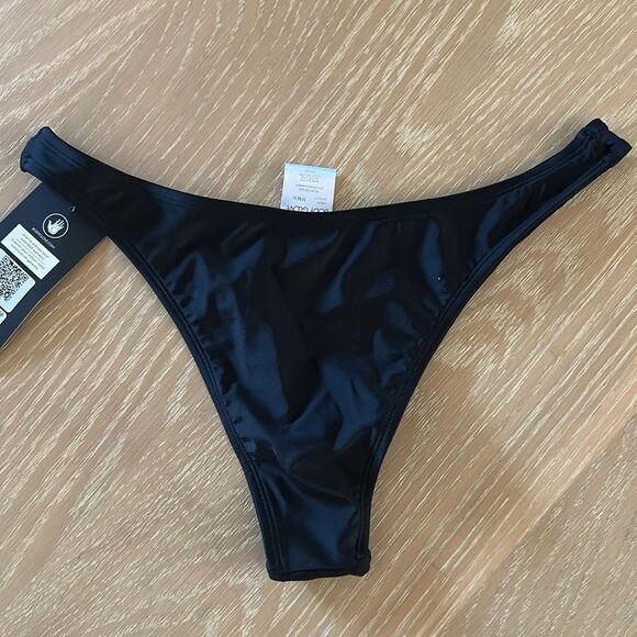 Body Glove Athena Low Rise Swim Bottom, Black, Size Medium, NWT - Picture 3 of 7